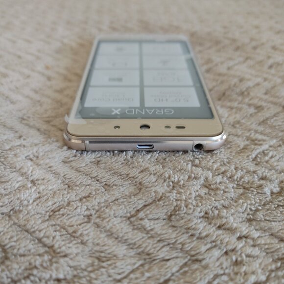 BLU Grand X GSM Unlocked Dual SIM Android 6.0 5" HD Display Smartphone - Gold - Picture 5 of 8